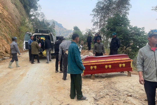 Xôn xao vụ chở 2 thi thể từ Quảng Ninh về Tuyên Quang thu 100 triệu đồng