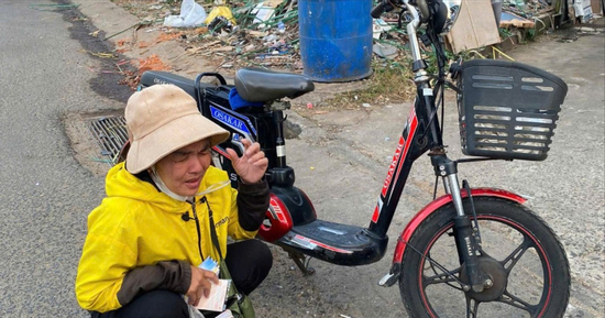 Công an xác minh vụ 1 phụ nữ bị trộm 800 tờ vé số và thẻ cào