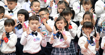 Phụ huynh trường tư Hà Nội bất ngờ nhận tiền hoàn trả ăn bán trú