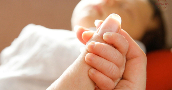 10 năm tìm con không thành và 'món quà' định mệnh từ người cũ của chồng