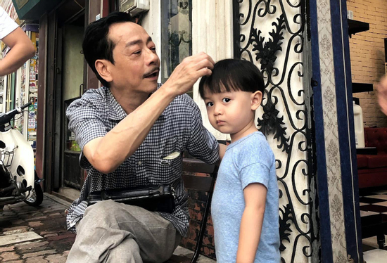 Xúc động bài đăng của con trai cố NSND Hoàng Dũng