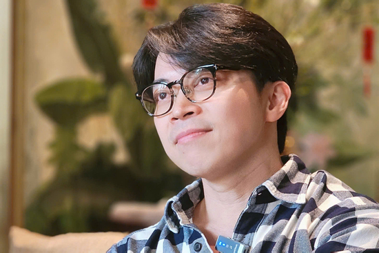 Ca sĩ Lân Nhã lần đầu tiết lộ về người vợ giỏi tính toán và 2 con