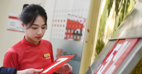 Lãi suất ngân hàng hôm nay 20/1/2026: Hai nhà băng tăng mạnh nhiều kỳ hạn