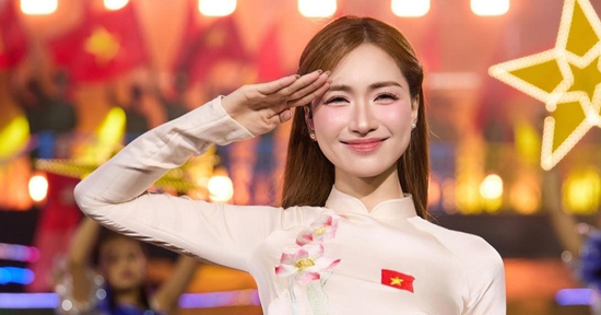 Lời nhắn xúc động của NSND Trung Anh, ca sĩ Hòa Minzy gửi tới U23 Việt Nam