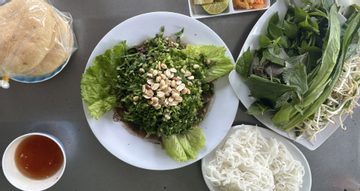 Món lạ trong mâm cơm đãi khách ở Vĩnh Long, cô gái Hà Nội ăn liền 2 bát vì ngon