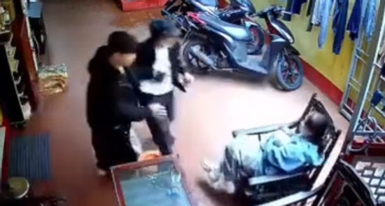 Xác minh thông tin hai phụ nữ bị hai mẹ con hành hung ở Bắc Ninh