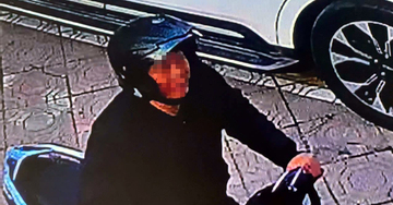 Cụ bà ở Hà Nội bị kẻ lừa đảo hack điện thoại, đến tận nhà lấy tiền mặt