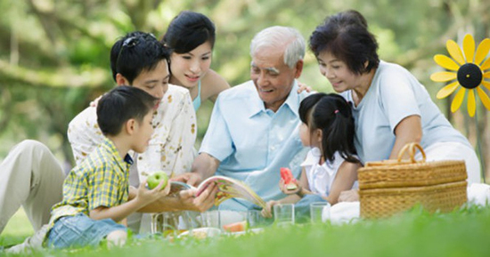 Về già mới thấm: Có tiền, có sức khỏe… vẫn không bằng sống cùng con cháu