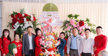 Bố mẹ chồng ở Nghệ An làm 50 mâm cỗ gả con dâu cũ, đám cưới đầy xúc động