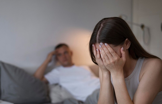 Chồng thú nhận có con riêng, tôi không biết nên ly hôn hay ở lại