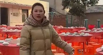 Bắt chước trào lưu mời cả làng đến ăn tiệc, cô gái nhận kết đắng, ế 100 mâm