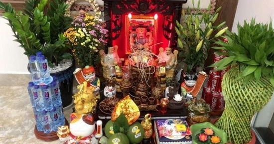 Những kiêng kỵ khi lau dọn bàn thờ Thần tài cuối năm cần biết