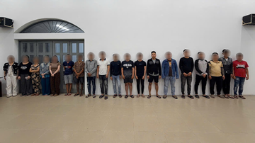 Triệu tập 20 người dùng dao kéo hỗn chiến tại xã Hóc Môn