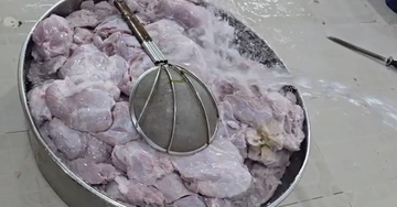 Hàng loạt trường ở TPHCM phải dừng ăn bán trú, công ty nào cung cấp thực phẩm?