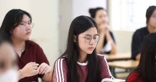 Các trường đại học khó ‘cộng điểm quá đà’ khi Bộ GD-ĐT siết IELTS