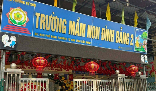 Giáo viên tố hiệu trưởng bắt nộp tiền thưởng: Chính quyền vào cuộc