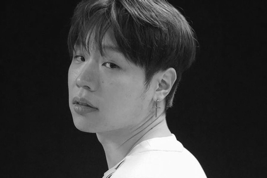 Nam ca sĩ qua đời đột ngột ở tuổi 29 sau tai nạn ngã từ trên cao