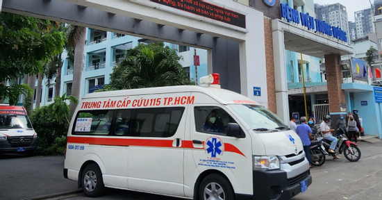 Người đàn ông bất ngờ tím tái, nguy kịch khi đang ăn bánh trôi nước