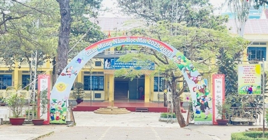 Sở GD-ĐT Gia Lai đề nghị chấn chỉnh hiệu trưởng thông báo tạm dừng bán trú