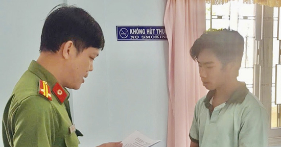 Bé gái 15 tuổi sinh con trong bệnh viện, cảnh sát bắt giữ Nguyễn Quốc Thái