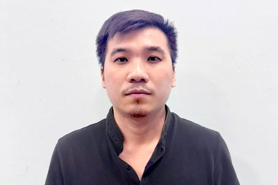 Bắt kẻ đánh tài xế công nghệ sau tranh cãi 400.000 đồng phí rửa xe