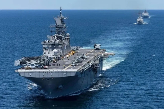 Điều ít biết về chiến hạm 'áp giải' Tổng thống Venezuela đến Mỹ