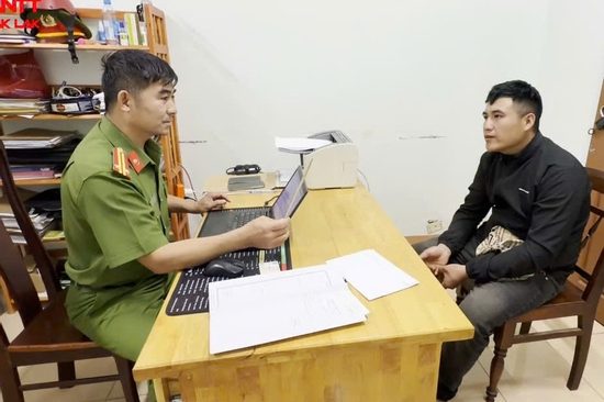 Lý do Phạm Ngọc Khánh dùng đũa đâm tới tấp vào mặt tài xế taxi