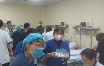 Bệnh viện E tiếp nhận kiểm tra sức khỏe 15 nạn nhân trong vụ cháy ở Hà Nội