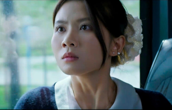 'Nữ thần thanh xuân' của Cách Em 1 Milimet bị chê thiếu cảm xúc trong phim mới