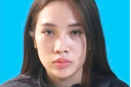 Truy nã cô gái biệt danh 'Na Đắc Kỷ' vụ hỗn chiến trước quán karaoke ở TPHCM