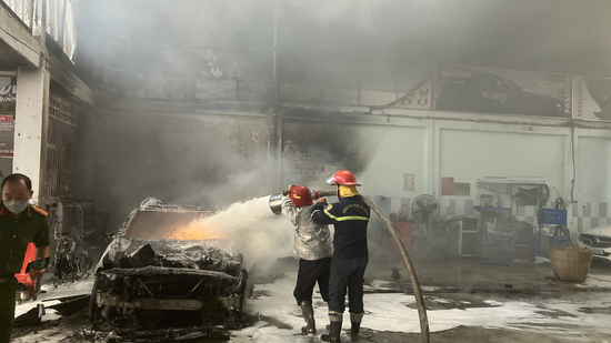 Công an TP.HCM thông tin vụ cháy gara ô tô cạnh trường mầm non