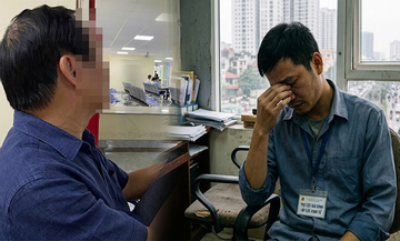 Chân chưa chạm đất, đầu đã tính tiền: Nỗi mệt mỏi của người trụ cột