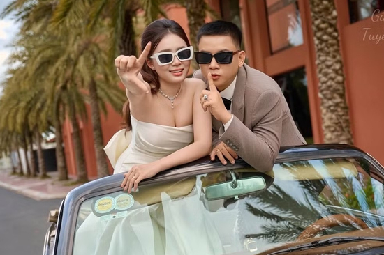 Hoài Lâm cưới