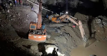 Sập mỏ vàng khai thác trái phép, 14 người thiệt mạng: Hé lộ hình ảnh hiện trường