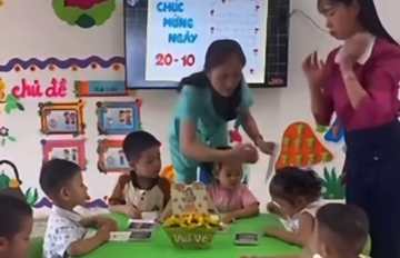 Tạm đình chỉ hai cô giáo mầm non tát học sinh ở Thanh Hóa