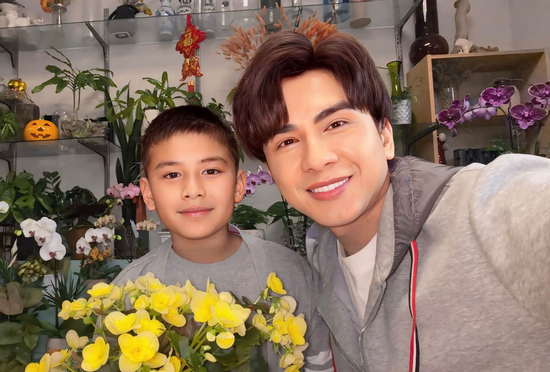 Con trai Đan Trường 9 tuổi sở hữu 3 doanh nghiệp, ngoại hình ngày càng giống bố