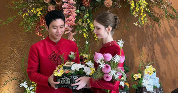 Cô dâu Nga xinh như búp bê gây sốt trong đám cưới ở Hà Nội