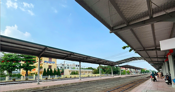 Sau chuyến về thăm quê, chồng U60 đưa ra quyết định khiến vợ con sững sờ