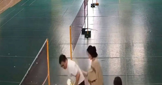 Người đàn ông bị bỏng nặng khi đang chơi cầu lông, nguyên nhân đến từ vật bất ly thân