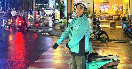 Nữ du khách bị cướp giật tài sản ngay khu vực chợ Bến Thành