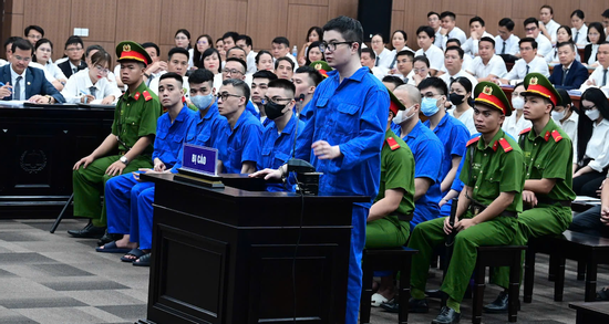 Mẹ Phó Đức Nam trình bày về bệnh tâm thần của con trai