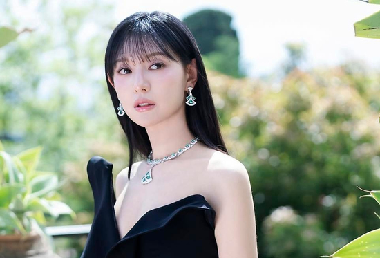 Đúng Chủ Nhật 1/11/2026,  3 con giáp phúc khí vô biên, vận may phủ đầy, tiền tài nối kéo nhau chạy vào túi