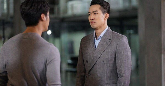 Lái xe cho trưởng phòng rồi cưới người tình của anh ta, đêm tân hôn, tôi mới biết mình “lời lớn”