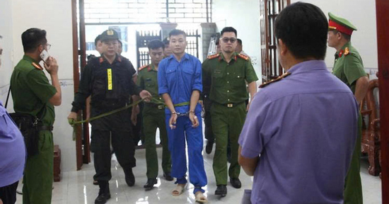 Hôm nay, đối tượng sát hại 3 người trong một gia đình ở Đồng Nai hầu tòa