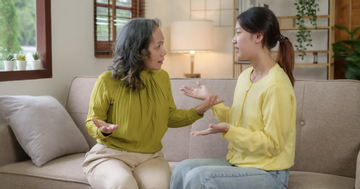 Con gái không yêu người bố mẹ chọn