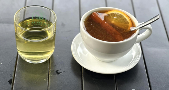 Biểu hiện lạ sau khi uống trà có thể là dấu hiệu đau tim