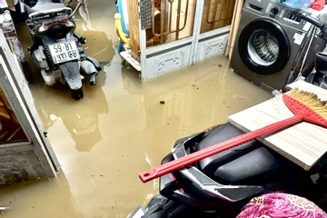 Xác minh thông tin có người tử vong nghi do điện giật lúc ngập nước ở TP.HCM