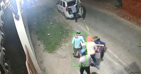Đột kích cây ATM giữa đêm: Kẻ gian dùng ô tô kéo lê 
