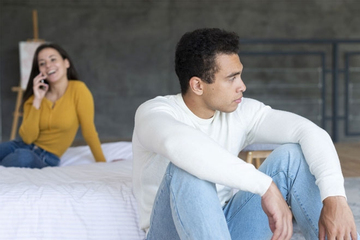 Chồng ghen tuông, hành hạ vợ để thấy mình không kém cỏi