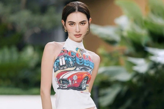 8 mẹo ăn mặc thông minh giúp bạn giấu bụng mỡ, chân dài miên man